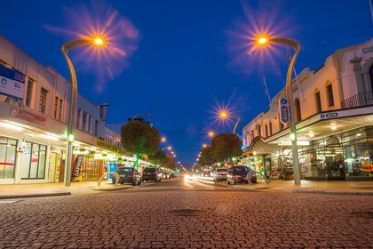 Hastings_street_night