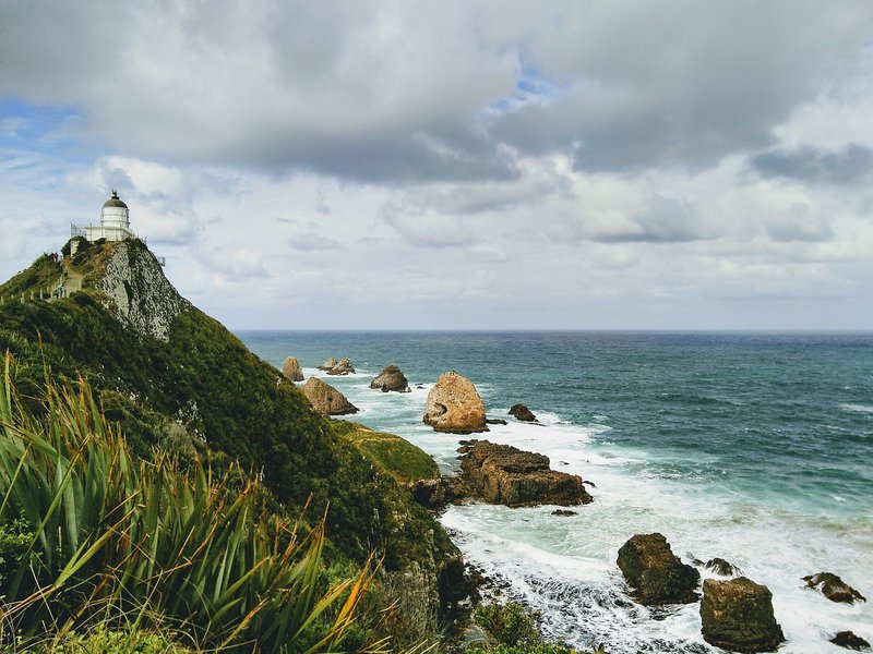 catlins_nugget_point.jpg