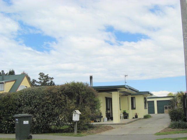 57 Gladstone Road, Woodend