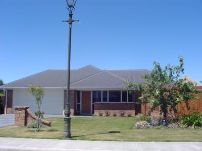 2 Mclean Place, Woodend