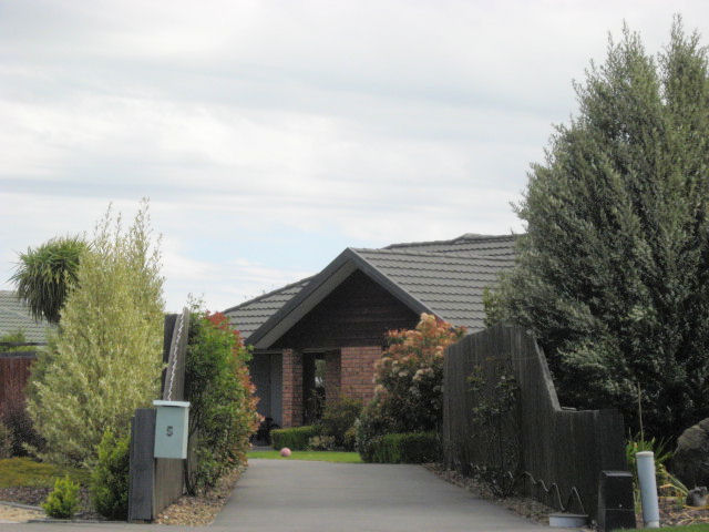 5 Mclean Place, Woodend