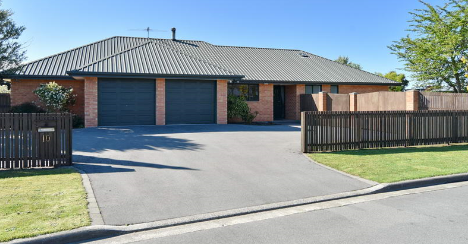 10 Mclean Place, Woodend