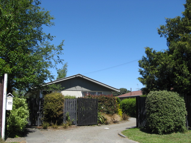 11 Woodend Road, Woodend