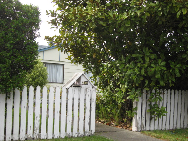 108 Main North Road, Woodend