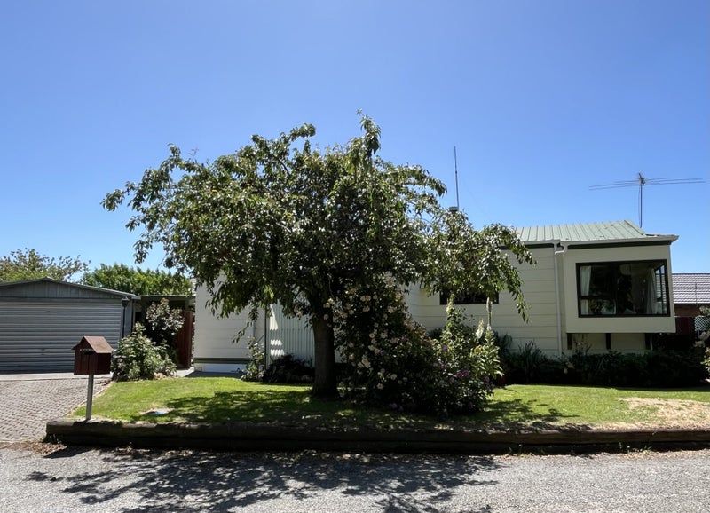 44C Woodend Road, Woodend