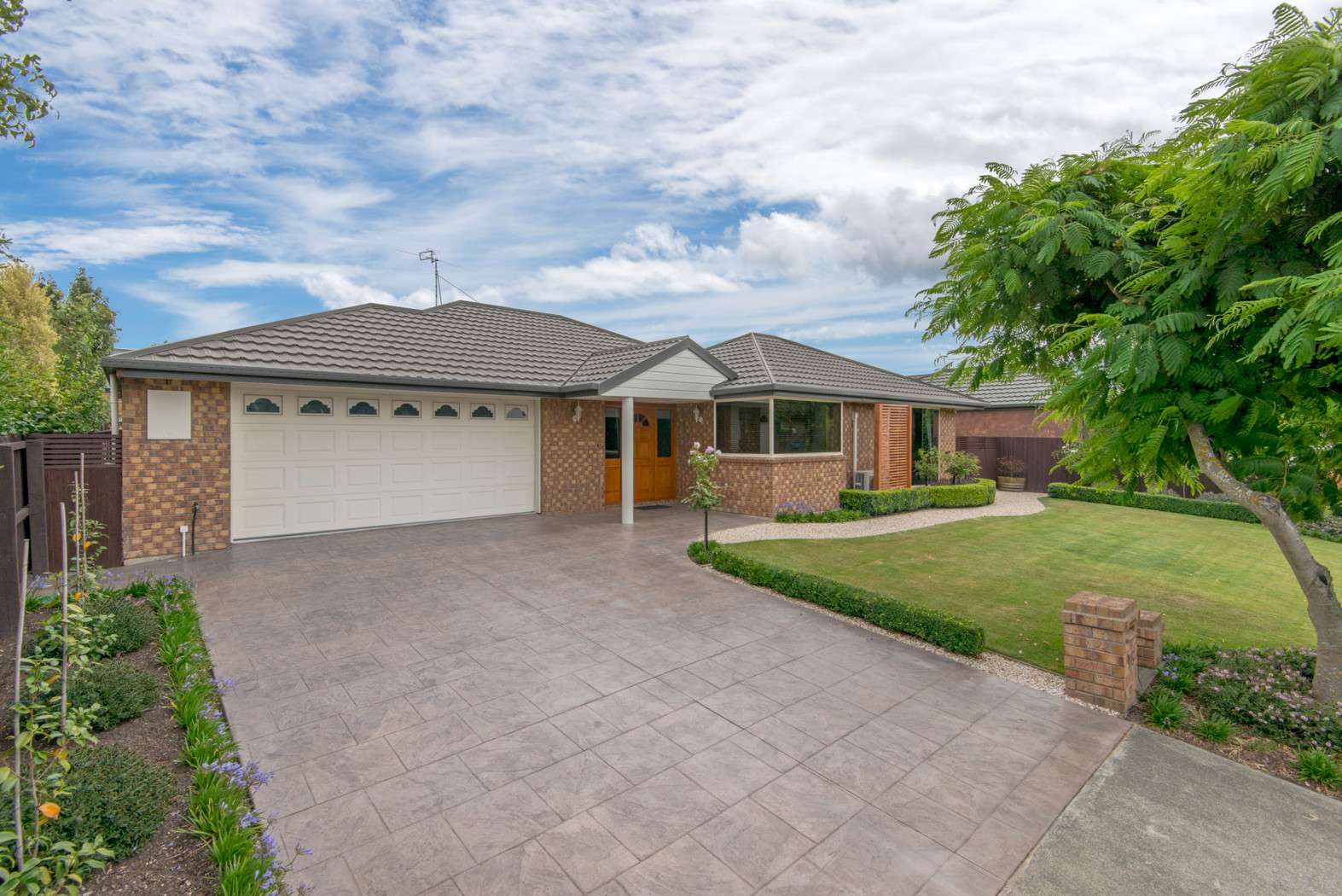 15 Hewitts Road, Woodend
