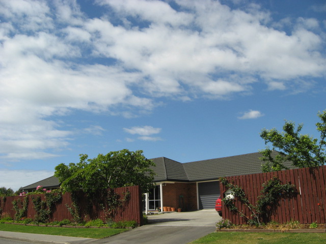 9 Hewitts Road, Woodend