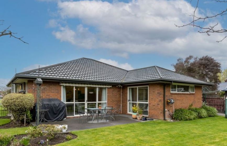 27 Woodglen Drive, Woodend