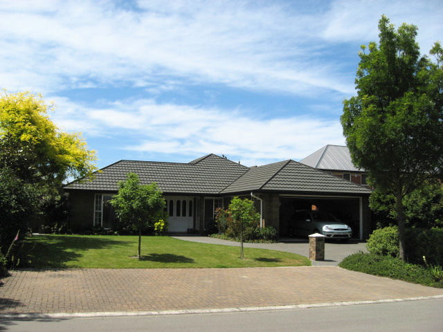 7 Amesbury Mews, Hyde Park, Christchurch