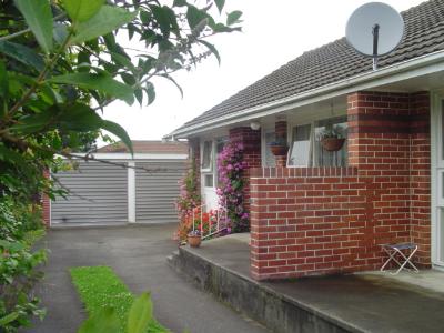 2/472 Greers Road, Papanui, Christchurch