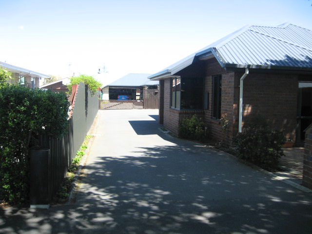 11A Barnes Road, Redwood, Christchurch