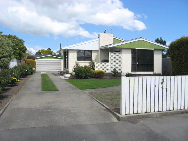 26 Canberra Place, Redwood, Christchurch