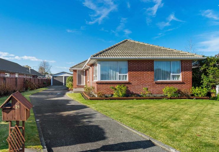 21 Clipper Place, Redwood, Christchurch