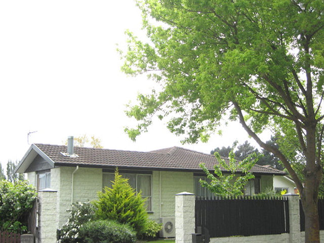9 Clivedon Place, Redwood, Christchurch
