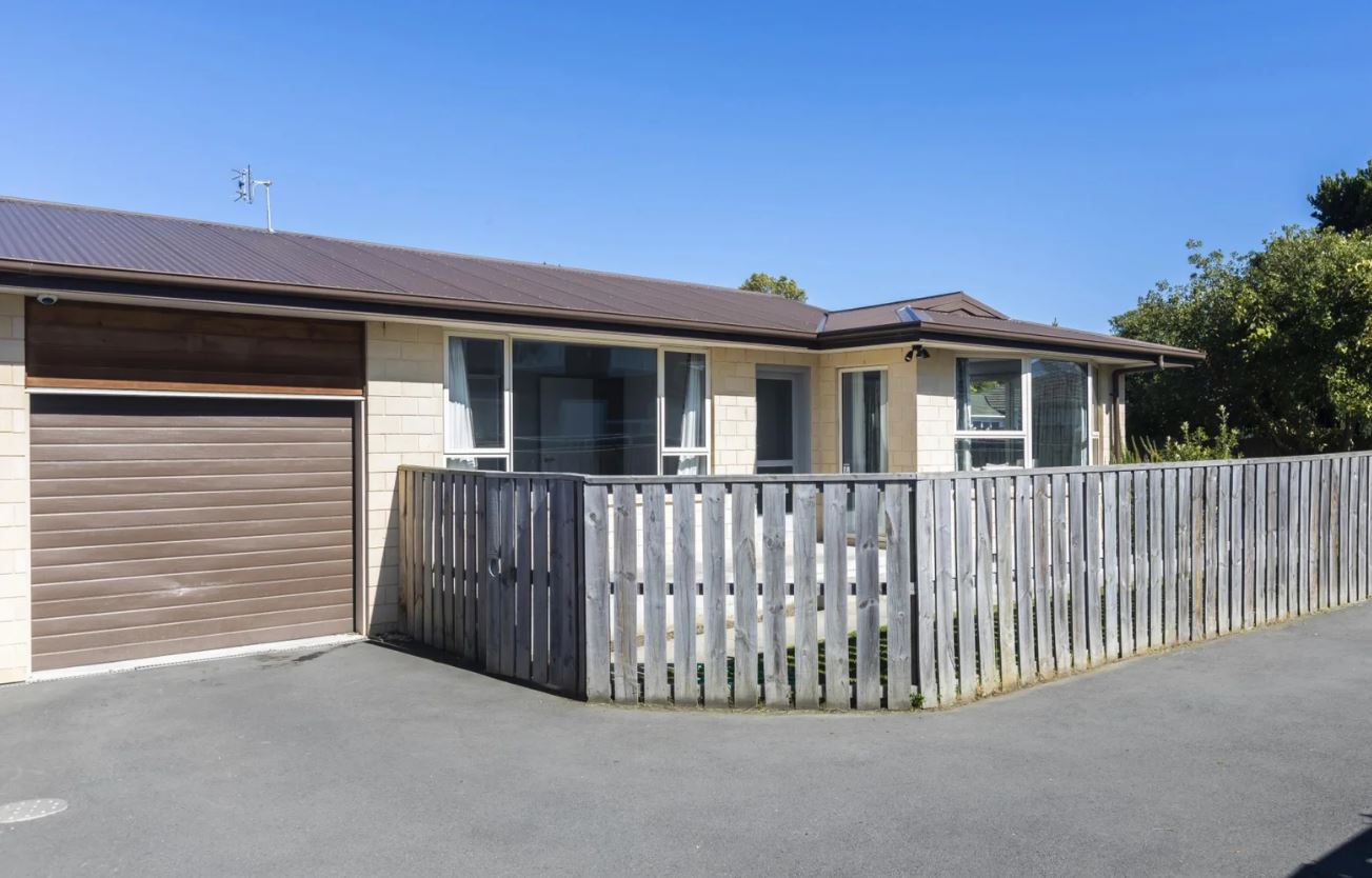 1/B/107 Aorangi Road, Bryndwr, Christchurch
