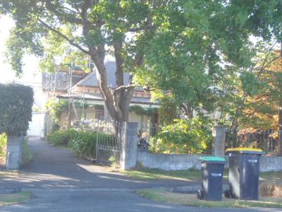 16 Aylmer Street