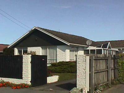 9 Beach Road