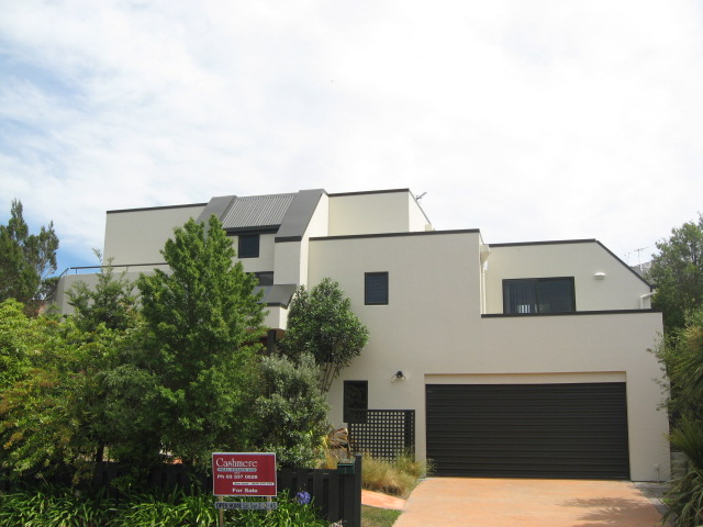 1 Rosthwaite Place, Westmorland, Christchurch