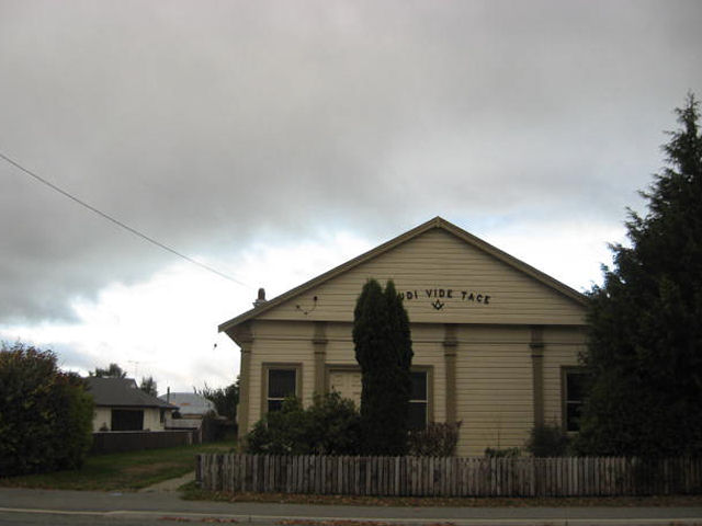 16 Wilkin Street