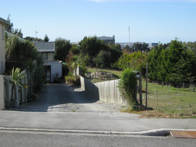 6 Ellesmere Place
