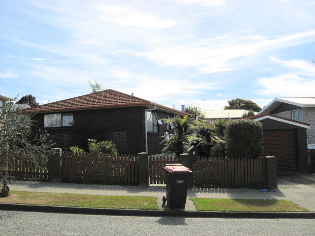 3 Burnett Street