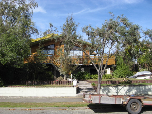 16 Dampier Street