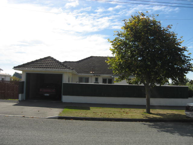1/13 Andrew Street