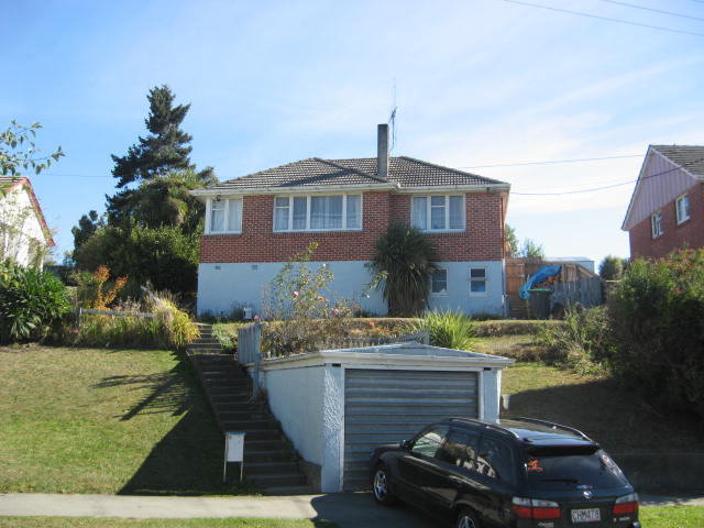 11 Tweedy Street