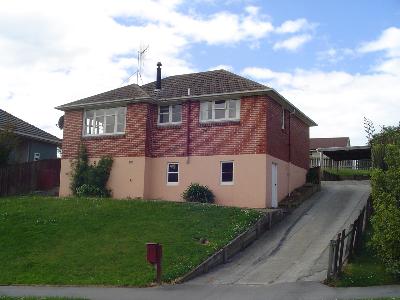 23 Tweedy Street