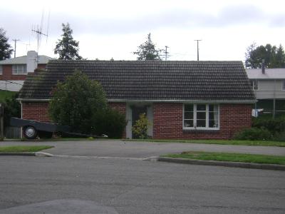 18 Tweedy Street