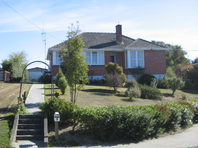 8 Tweedy Street