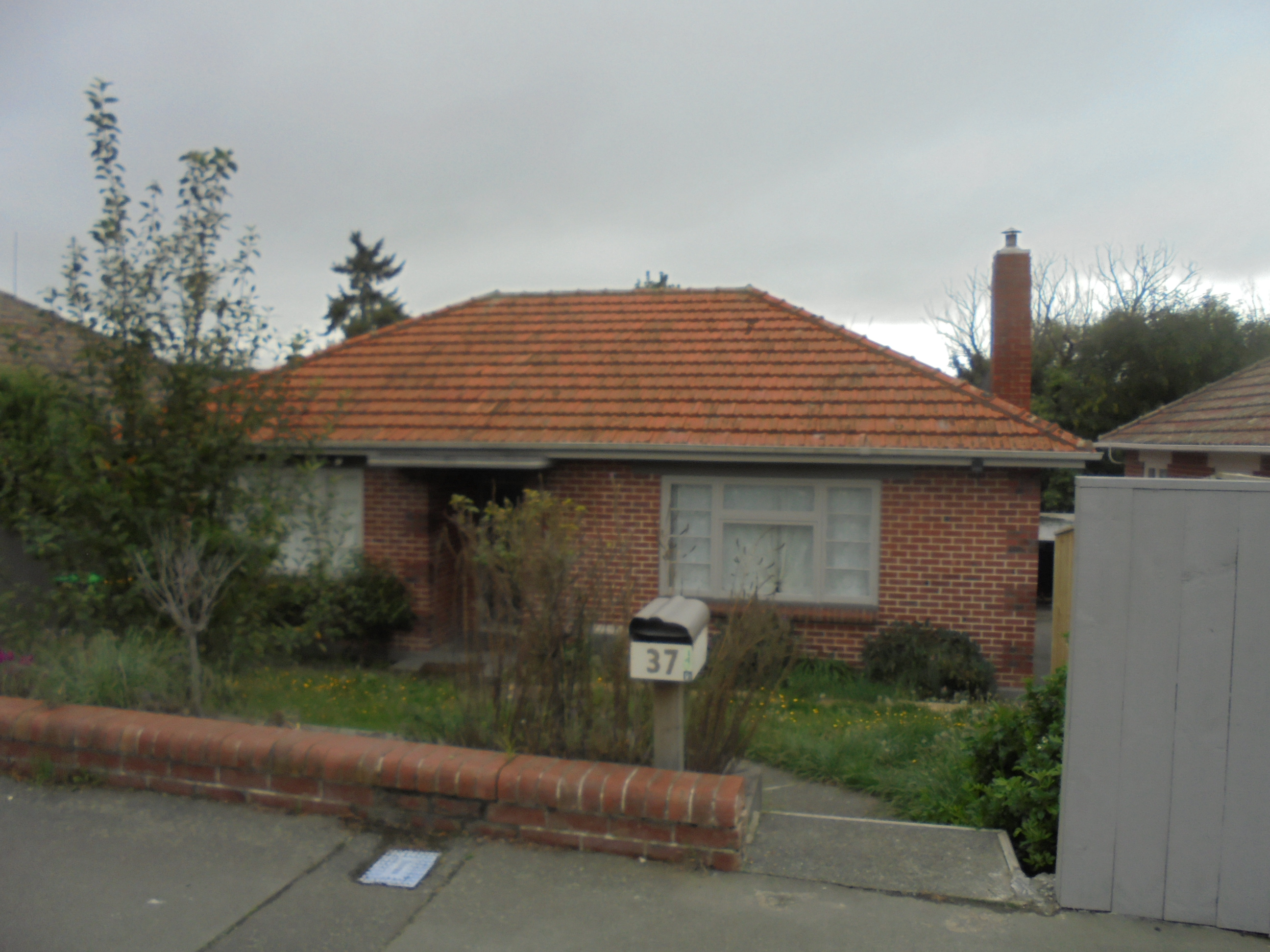 37 Douglas Street