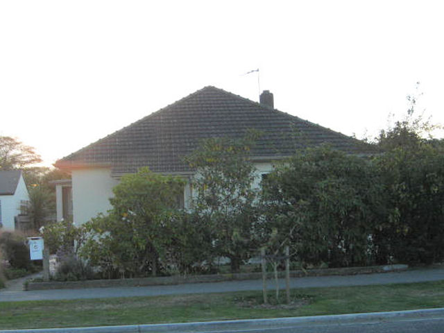 6 Collingwood Street