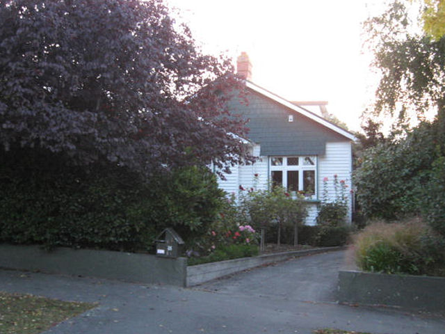 18 Craighead Street