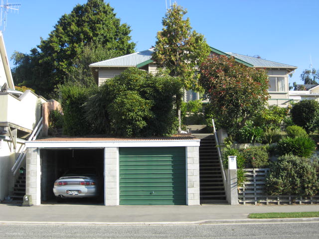1-4/18 Douglas Street