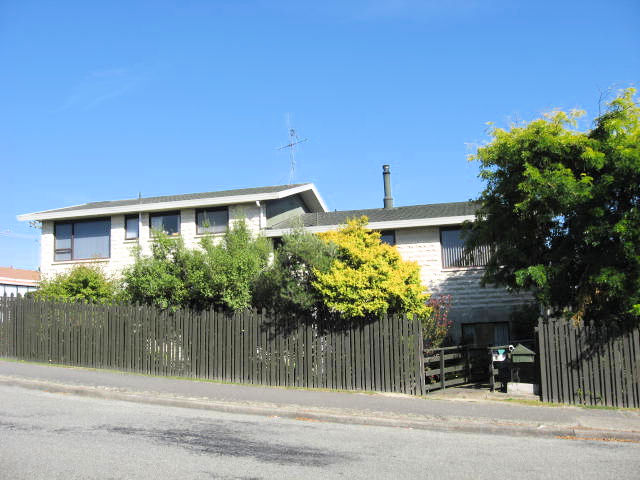2 Glenwood Avenue