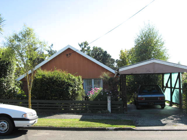 8 Hawea Street