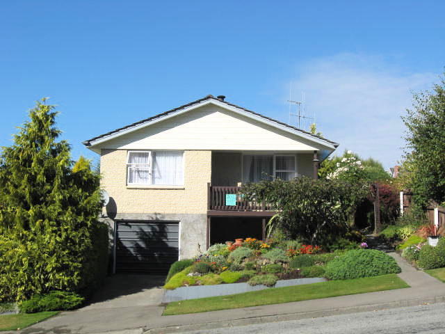 112 Orbell Street