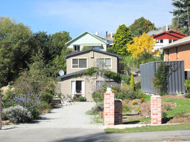 106 Orbell Street