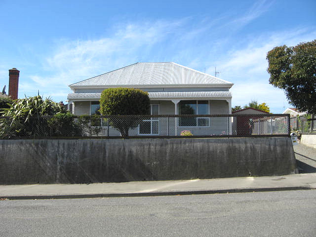 21 Avenue Road