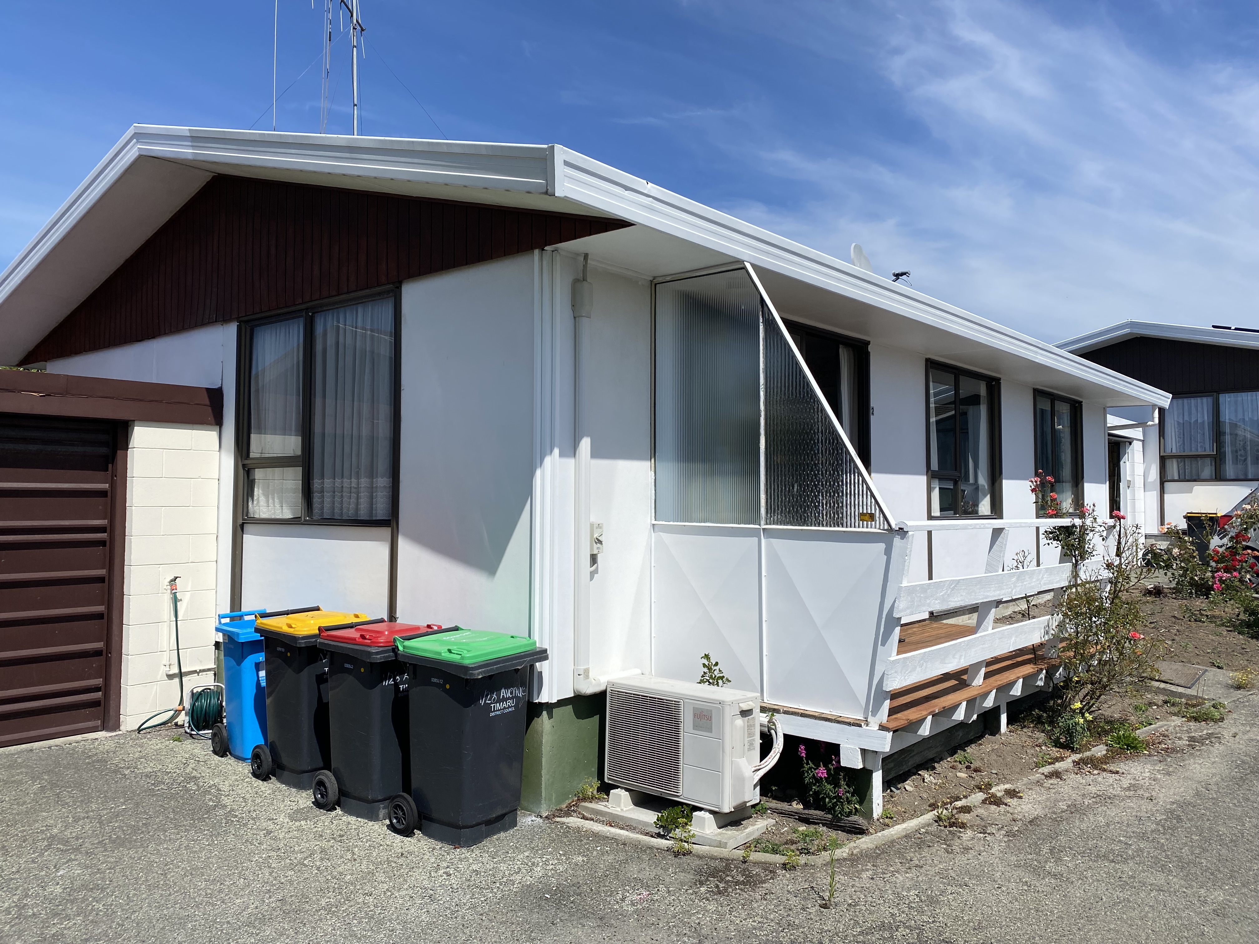 2/28 Avenue Road