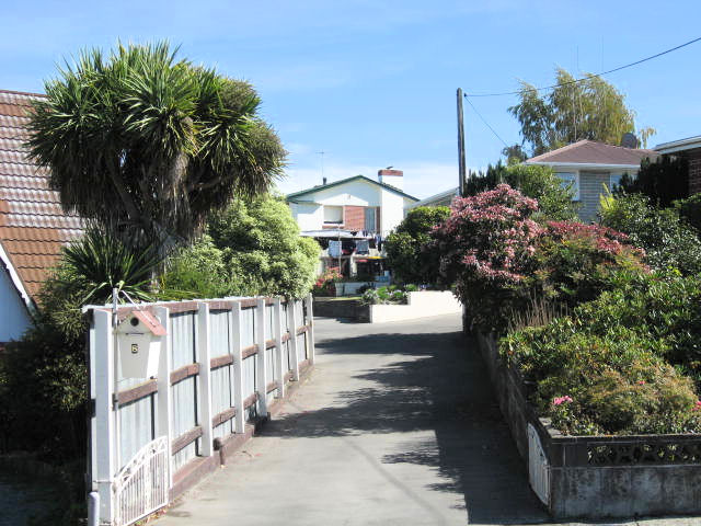 8 Karaka Street