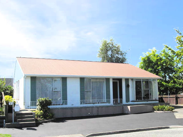 16 Hinau Place