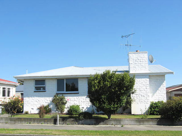 1/8 Hillsden Place