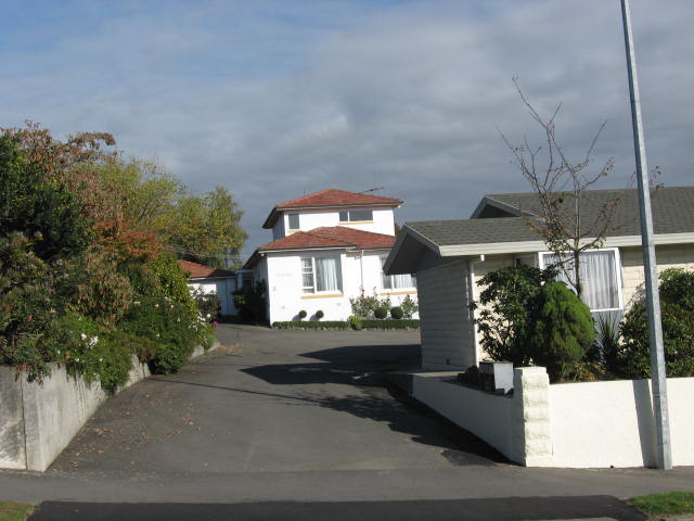 12 Morgans Road