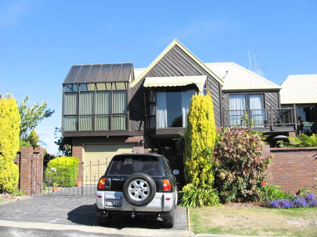 19 Monowai Place