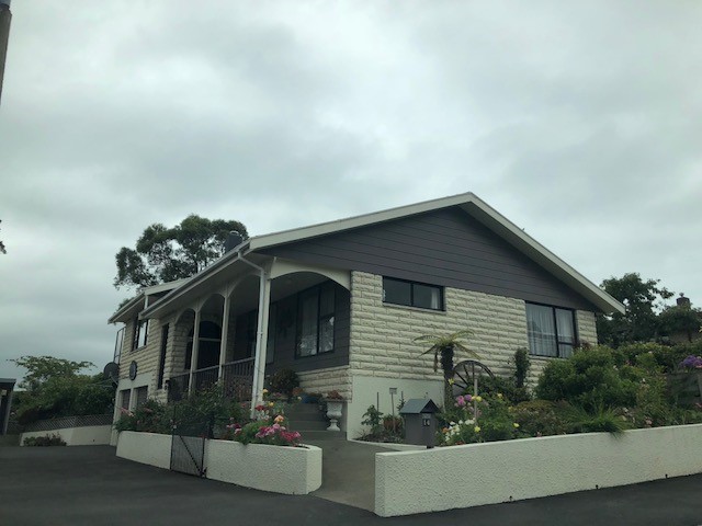 14 Monowai Place