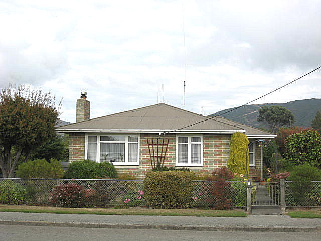 7 Betten Street