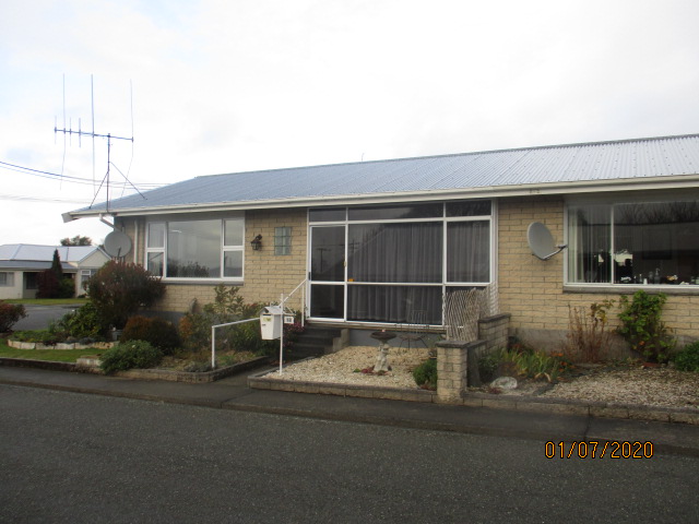 18 Browns Avenue