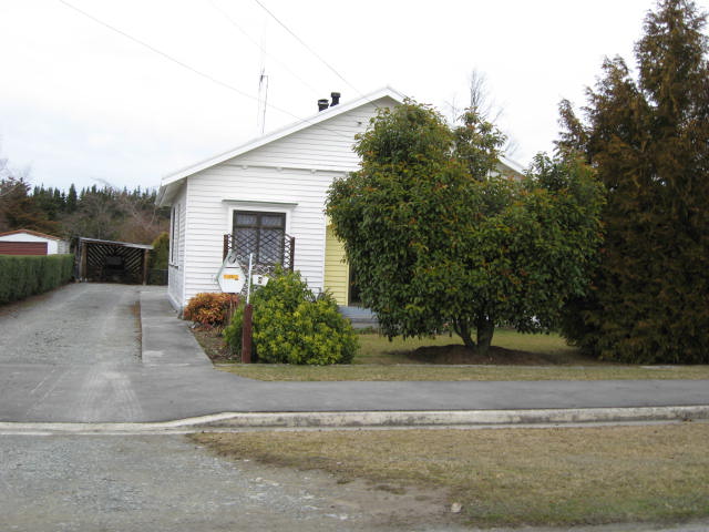 8 Mackenzie Street